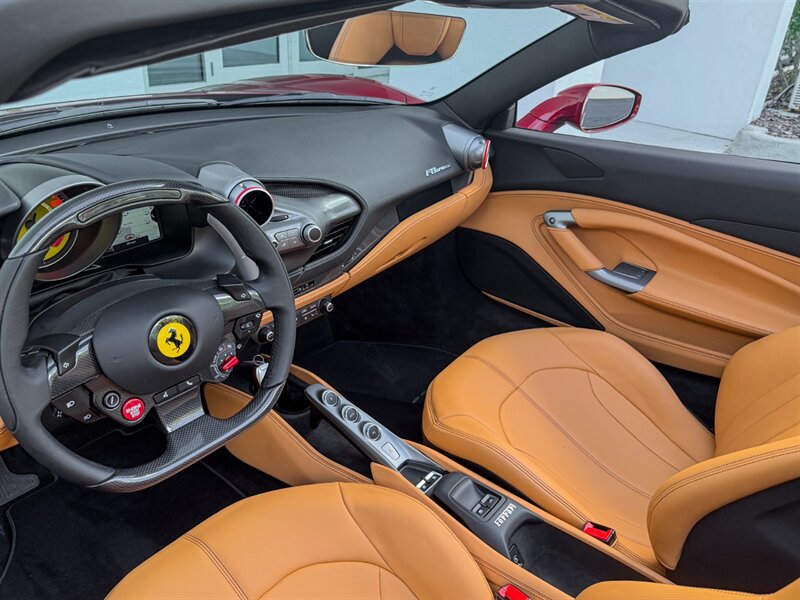 2023 Ferrari F8 Spider - Photo 15 - Bonita Springs, FL 34134