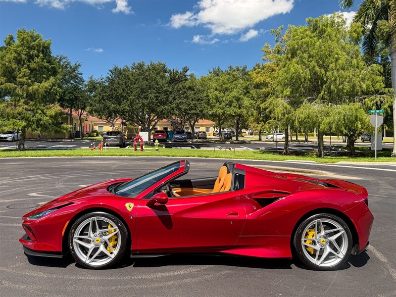 2023 Ferrari F8 Spider - Photo 43 - Bonita Springs, FL 34134
