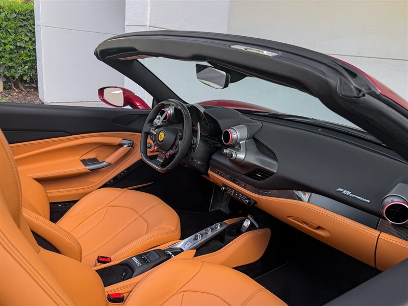 2023 Ferrari F8 Spider - Photo 27 - Bonita Springs, FL 34134