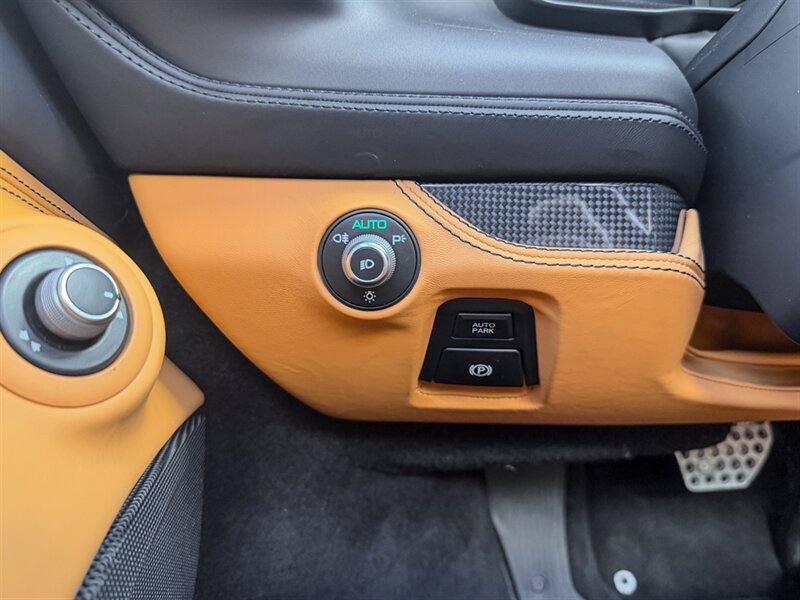 2023 Ferrari F8 Spider - Photo 21 - Bonita Springs, FL 34134