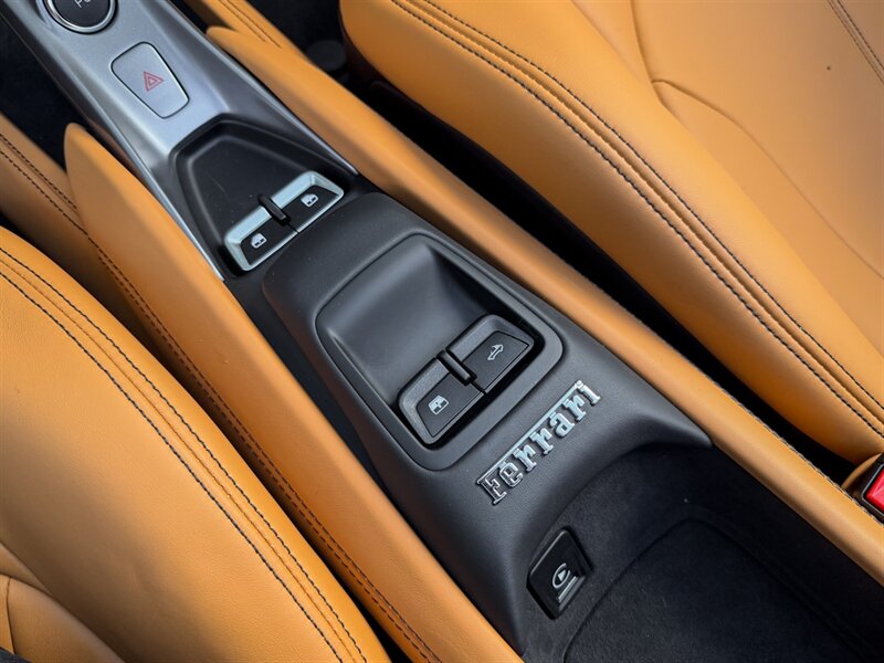 2023 Ferrari F8 Spider - Photo 19 - Bonita Springs, FL 34134