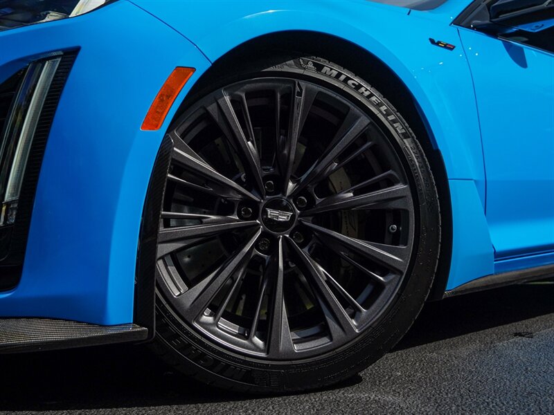 2022 Cadillac CT5-V Blackwing - Photo 12 - Bonita Springs, FL 34134