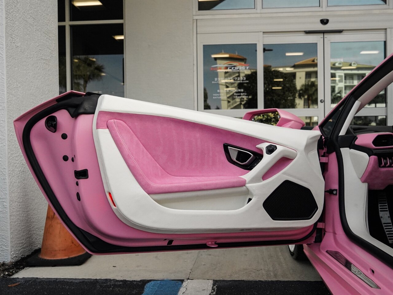 2016 Lamborghini Huracan LP 610-4   - Photo 26 - Bonita Springs, FL 34134