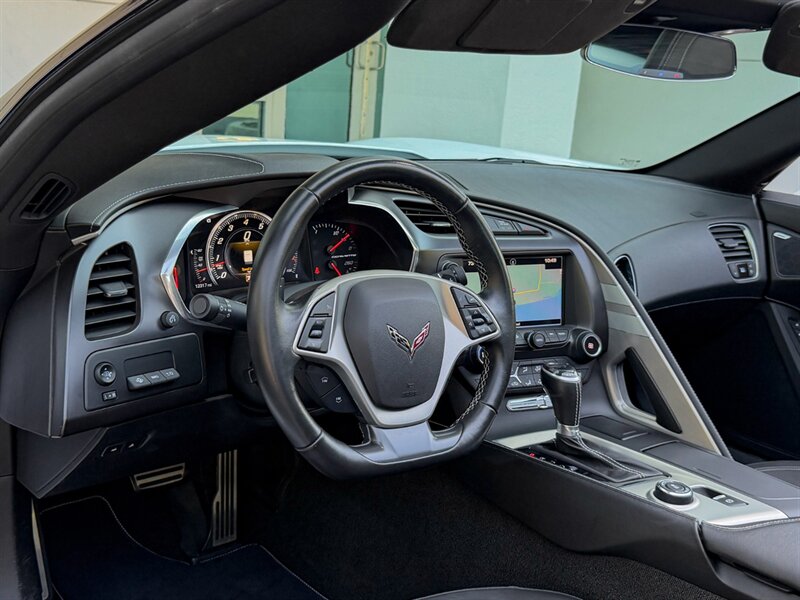 2018 Chevrolet Corvette Grand Sport   - Photo 14 - Bonita Springs, FL 34134