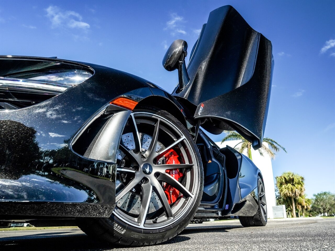 2020 McLaren 720S Spider Performance   - Photo 11 - Bonita Springs, FL 34134