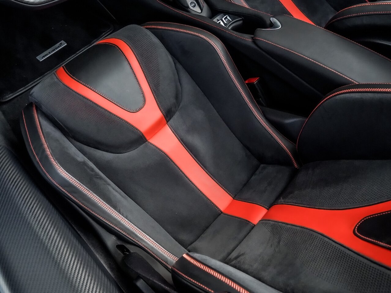 2020 McLaren 720S Spider Performance   - Photo 20 - Bonita Springs, FL 34134