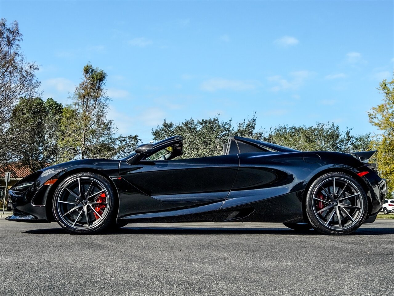 2020 McLaren 720S Spider Performance   - Photo 32 - Bonita Springs, FL 34134