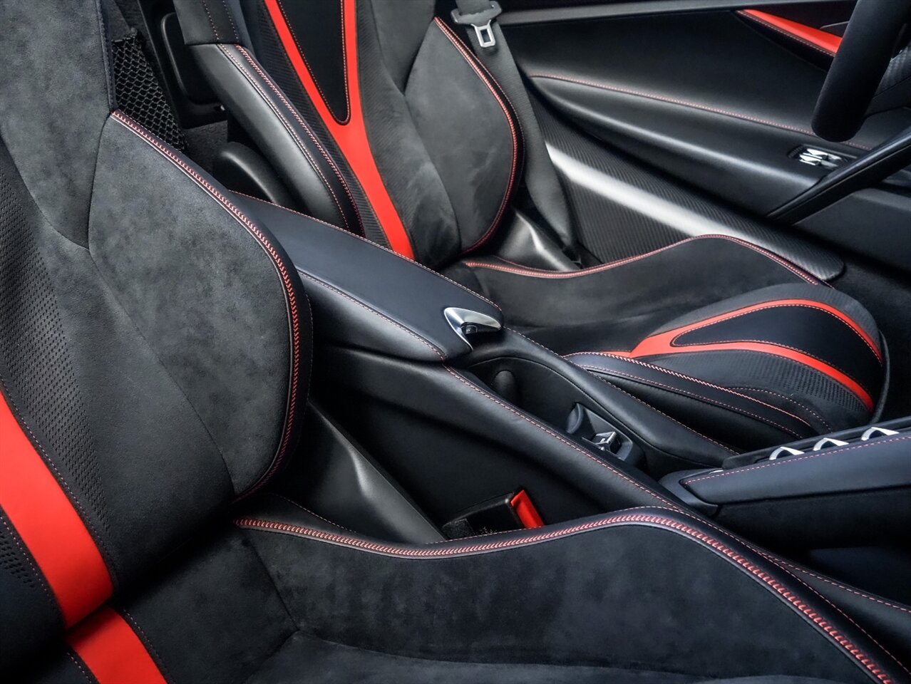 2020 McLaren 720S Spider Performance   - Photo 29 - Bonita Springs, FL 34134