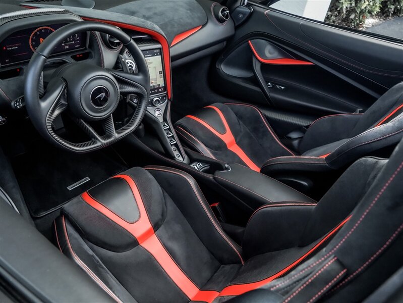 2020 McLaren 720S Spider Performance   - Photo 2 - Bonita Springs, FL 34134