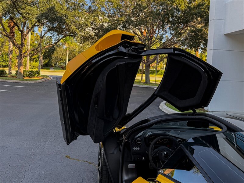 2018 McLaren 720S Performance - Photo 22 - Bonita Springs, FL 34134