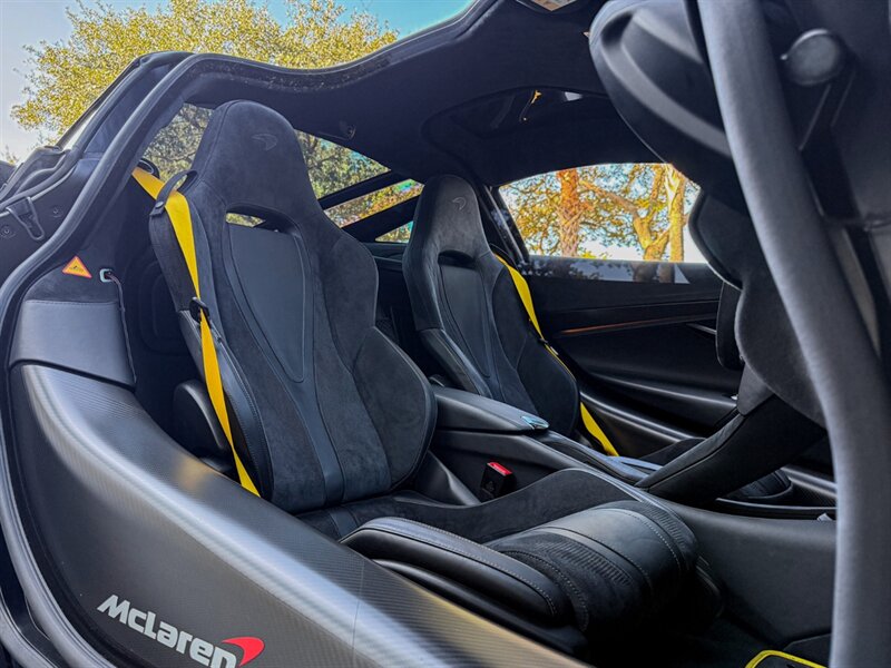 2018 McLaren 720S Performance - Photo 25 - Bonita Springs, FL 34134