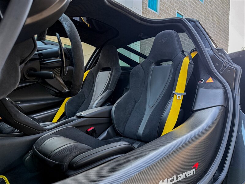 2018 McLaren 720S Performance - Photo 17 - Bonita Springs, FL 34134