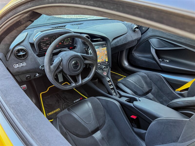 2018 McLaren 720S Performance - Photo 2 - Bonita Springs, FL 34134