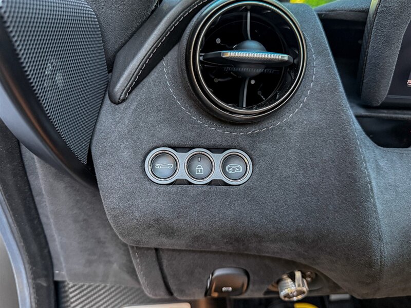 2018 McLaren 720S Performance - Photo 20 - Bonita Springs, FL 34134