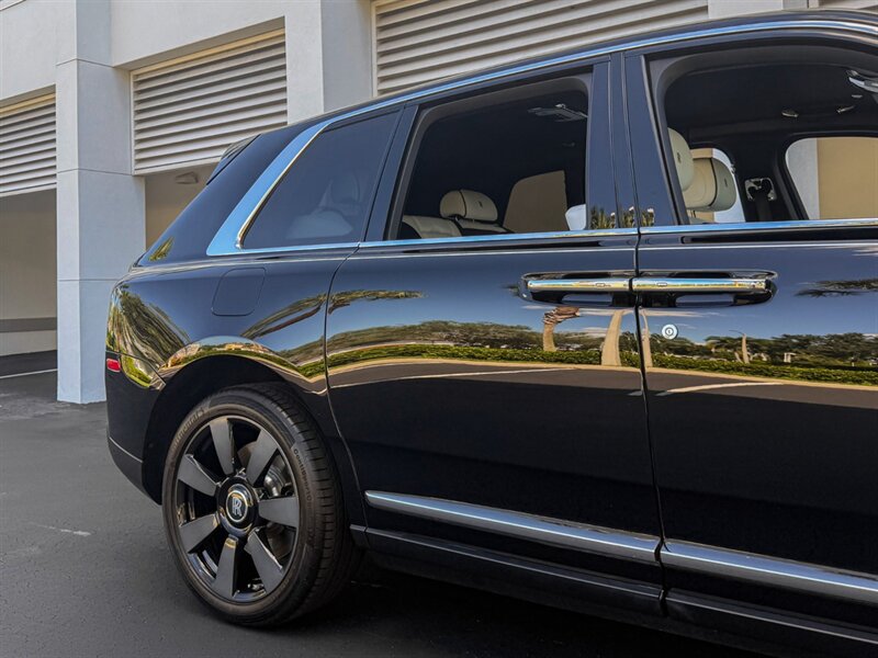 2021 Rolls-Royce Cullinan   - Photo 60 - Bonita Springs, FL 34134