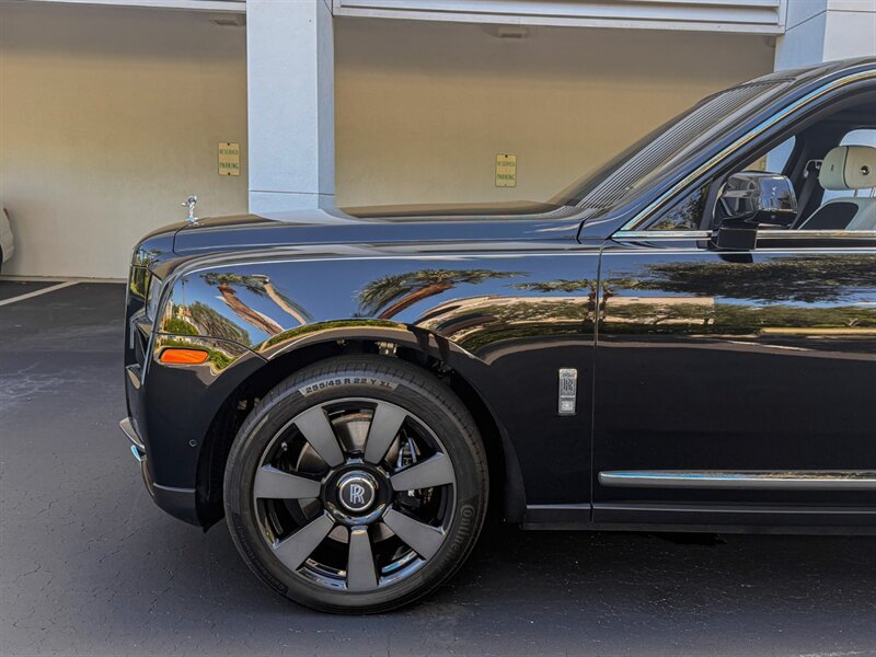 2021 Rolls-Royce Cullinan   - Photo 44 - Bonita Springs, FL 34134