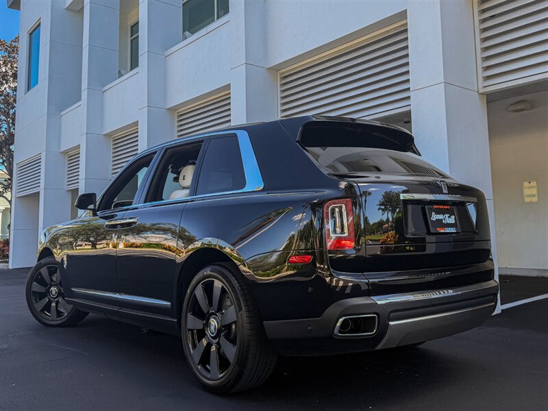 2021 Rolls-Royce Cullinan   - Photo 49 - Bonita Springs, FL 34134