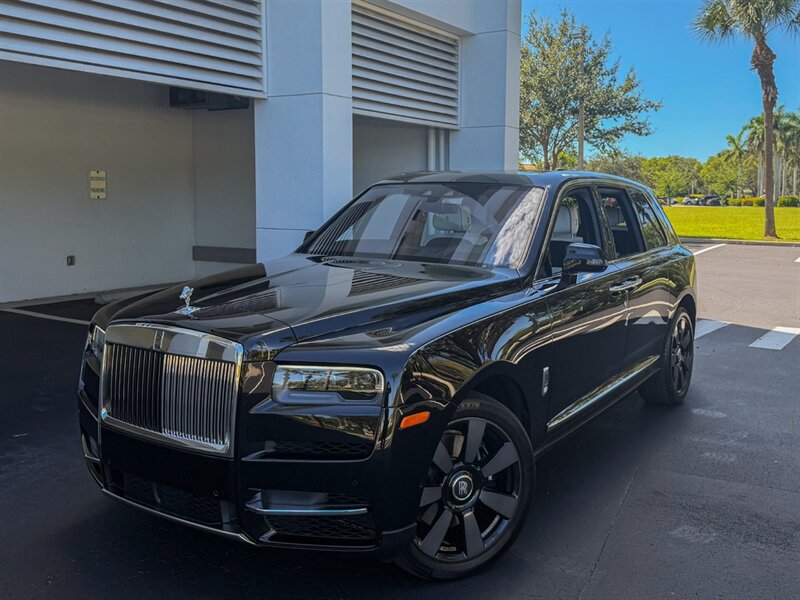 2021 Rolls-Royce Cullinan   - Photo 8 - Bonita Springs, FL 34134