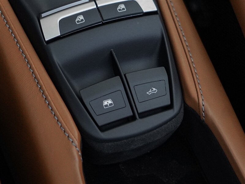 2018 Ferrari 488 Spider - Photo 18 - Bonita Springs, FL 34134