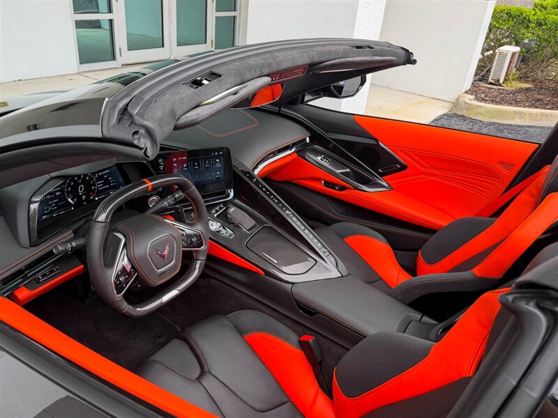 2025 Chevrolet Corvette Z06 - Photo 2 - Bonita Springs, FL 34134