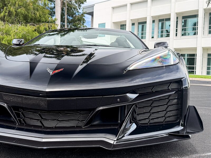 2025 Chevrolet Corvette Z06 - Photo 3 - Bonita Springs, FL 34134
