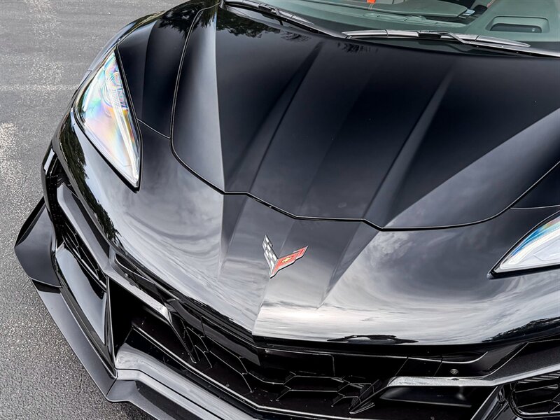 2025 Chevrolet Corvette Z06 - Photo 4 - Bonita Springs, FL 34134