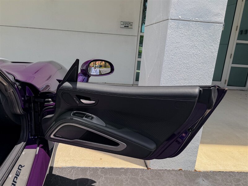 2017 Dodge Viper GT   - Photo 30 - Bonita Springs, FL 34134