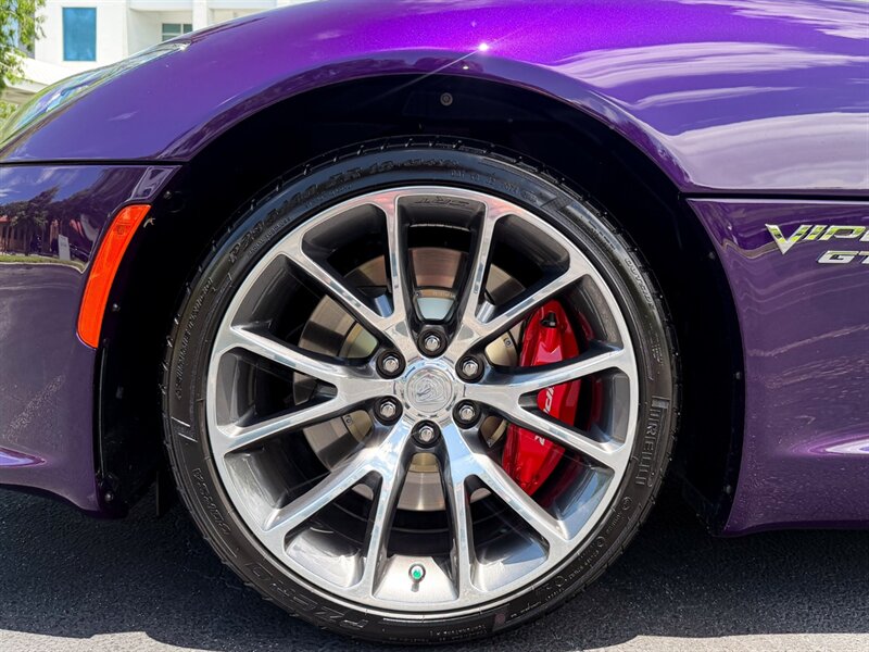 2017 Dodge Viper GT   - Photo 38 - Bonita Springs, FL 34134