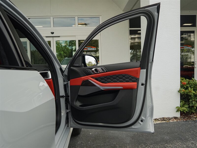 2024 BMW X5 M Competition - Photo 50 - Bonita Springs, FL 34134