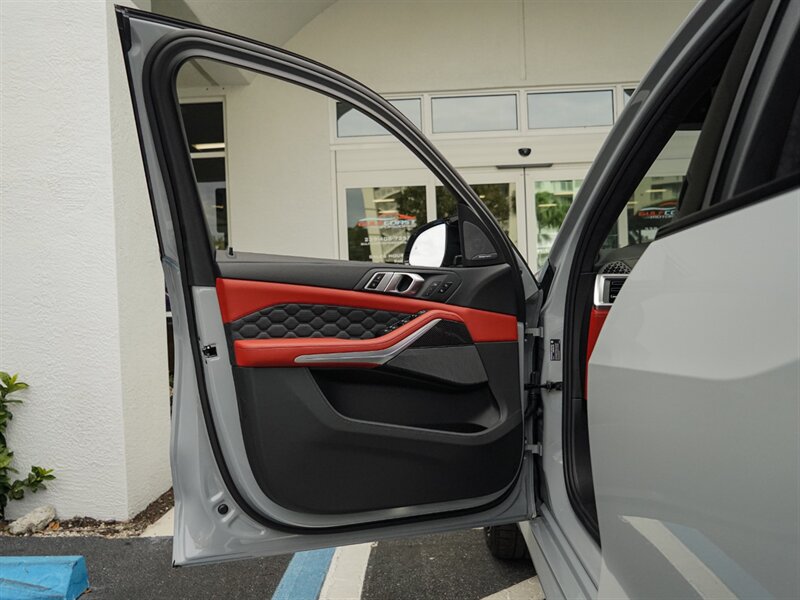 2024 BMW X5 M Competition - Photo 28 - Bonita Springs, FL 34134