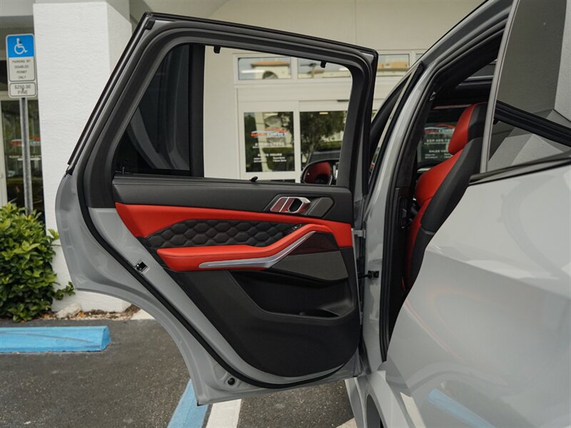 2024 BMW X5 M Competition - Photo 38 - Bonita Springs, FL 34134