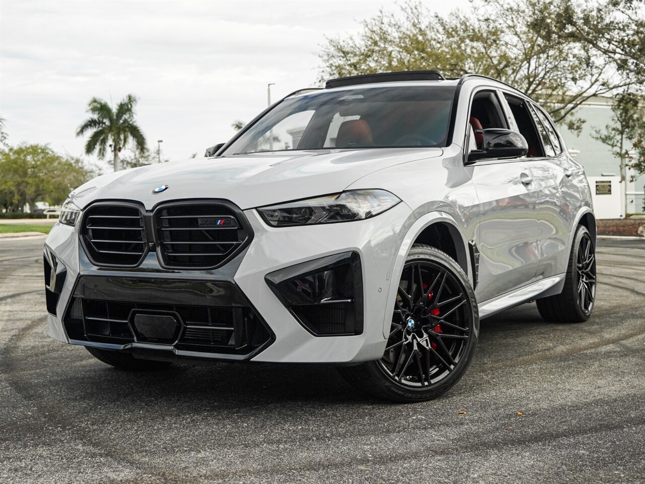 2024 BMW X5 M Competition   - Photo 10 - Bonita Springs, FL 34134