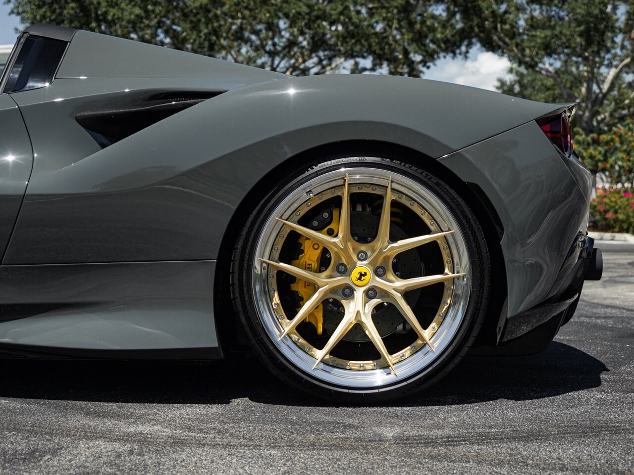 2022 Ferrari F8 Spider   - Photo 38 - Bonita Springs, FL 34134