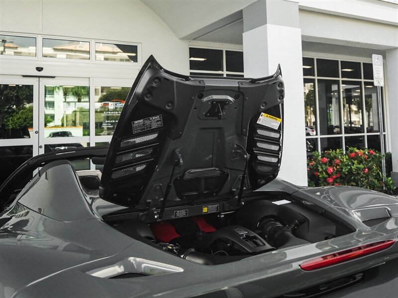 2022 Ferrari F8 Spider - Photo 33 - Bonita Springs, FL 34134