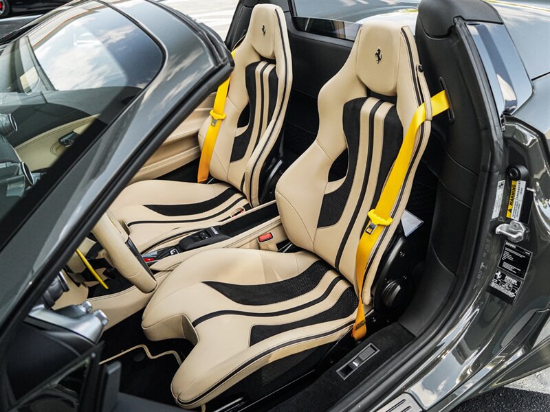 2022 Ferrari F8 Spider - Photo 17 - Bonita Springs, FL 34134