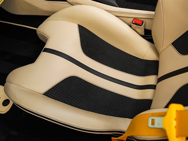 2022 Ferrari F8 Spider - Photo 18 - Bonita Springs, FL 34134