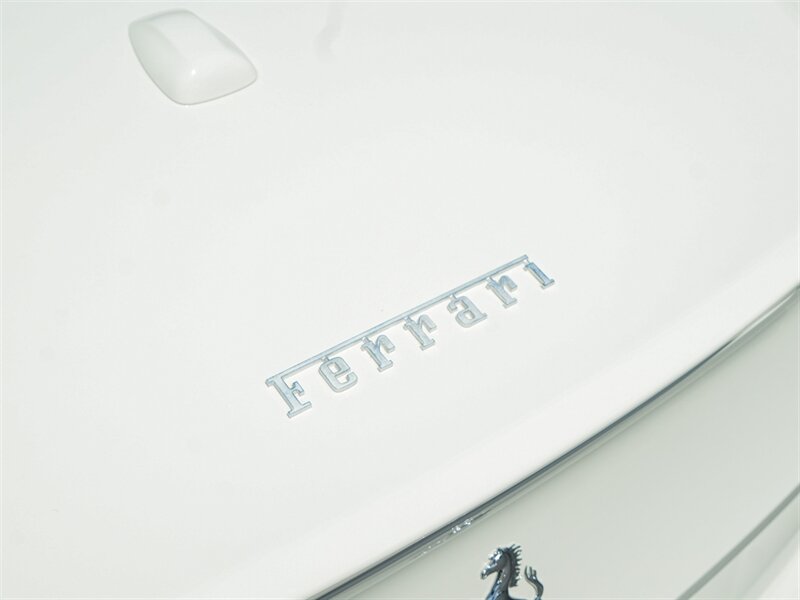 2017 Ferrari California T   - Photo 62 - Bonita Springs, FL 34134