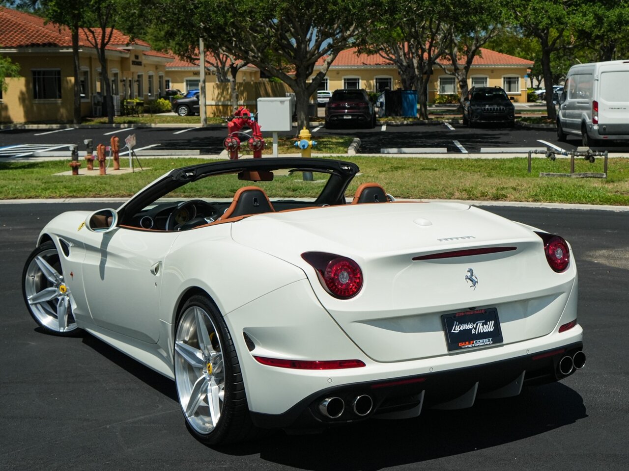2017 Ferrari California T photo 46