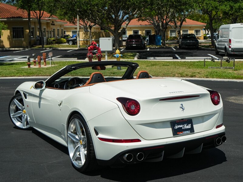 2017 Ferrari California T   - Photo 53 - Bonita Springs, FL 34134
