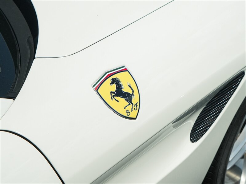 2017 Ferrari California T   - Photo 74 - Bonita Springs, FL 34134