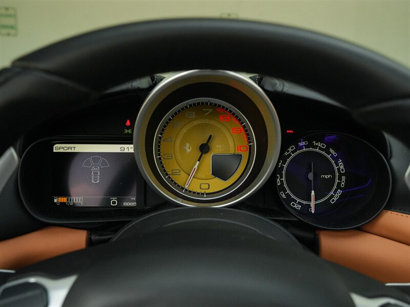 2017 Ferrari California T   - Photo 13 - Bonita Springs, FL 34134