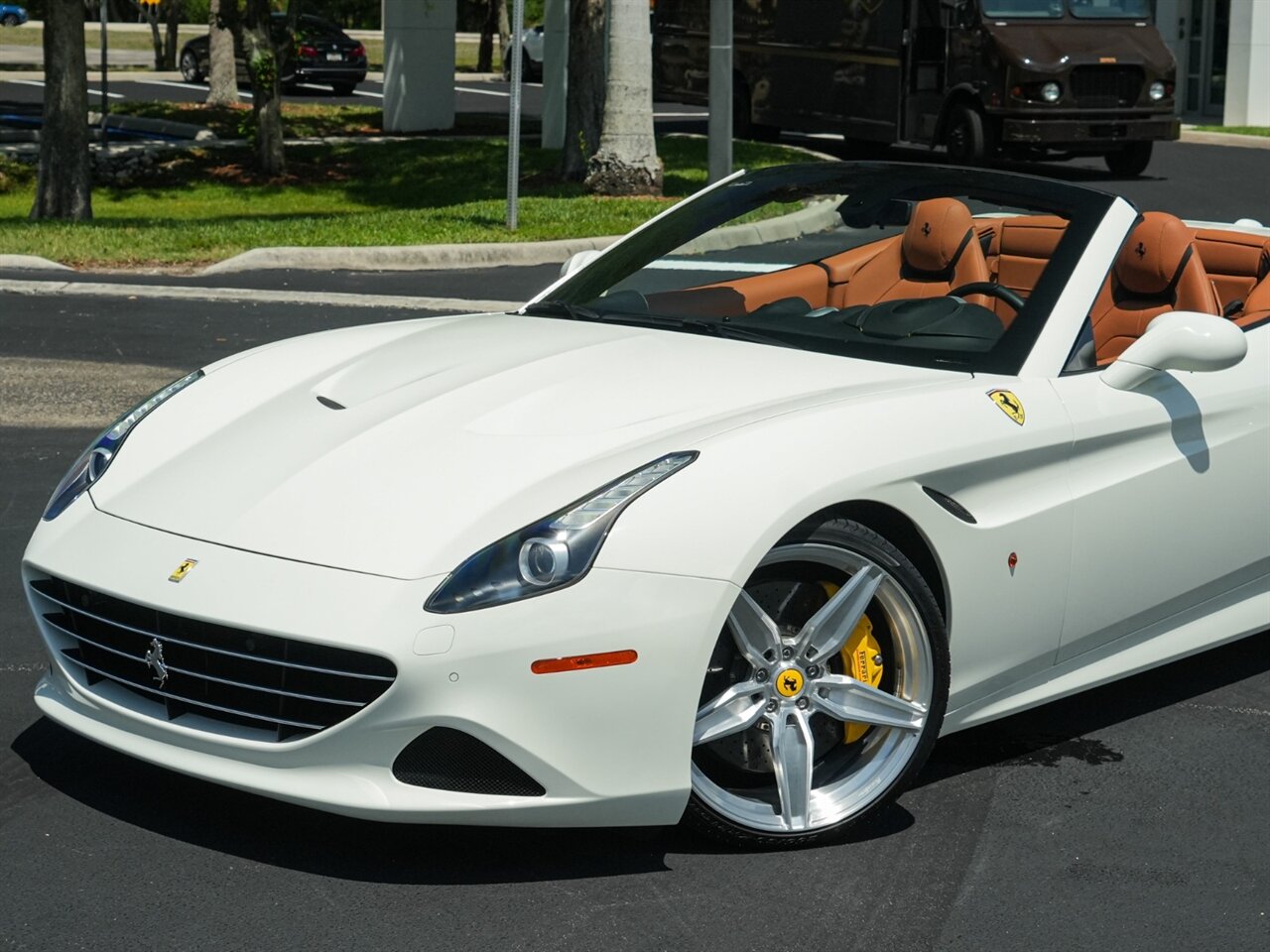 2017 Ferrari California T photo 8