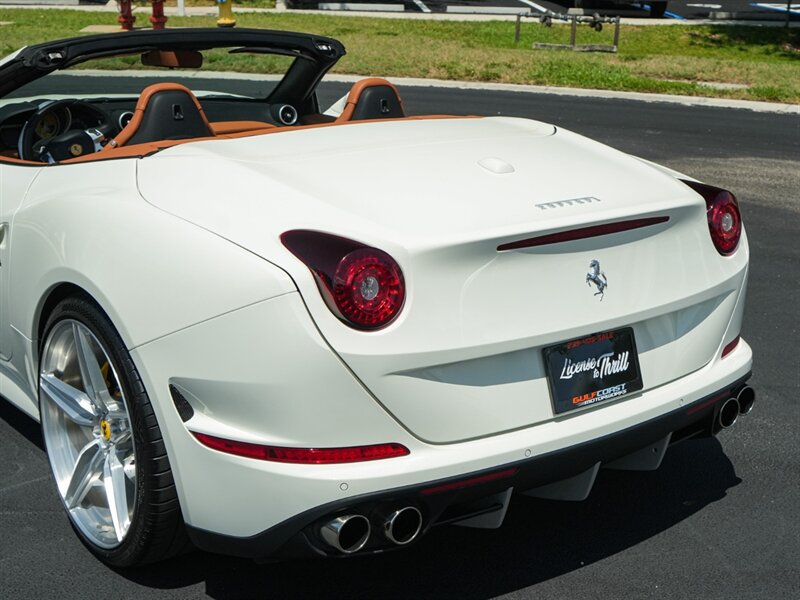 2017 Ferrari California T   - Photo 58 - Bonita Springs, FL 34134