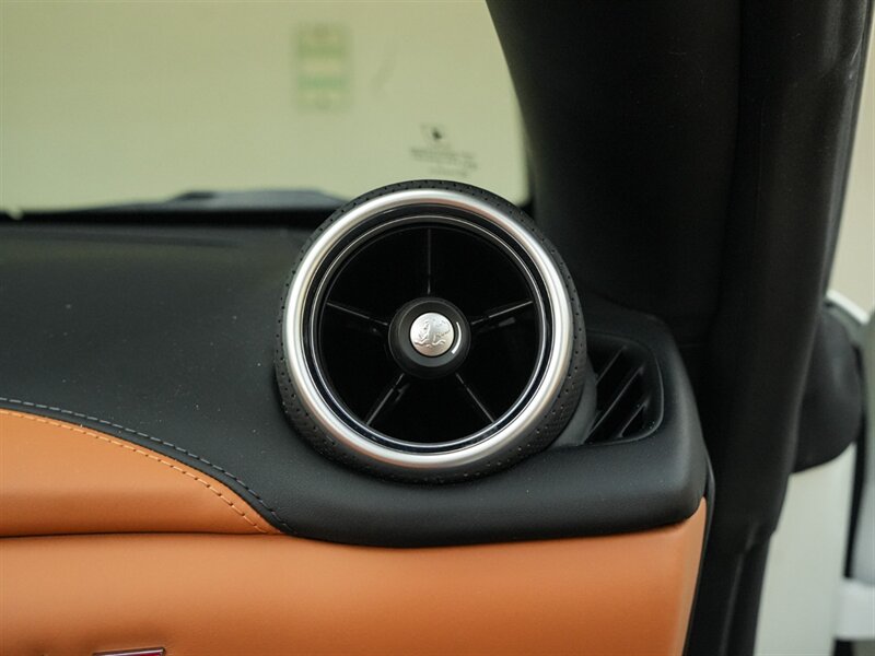 2017 Ferrari California T   - Photo 41 - Bonita Springs, FL 34134