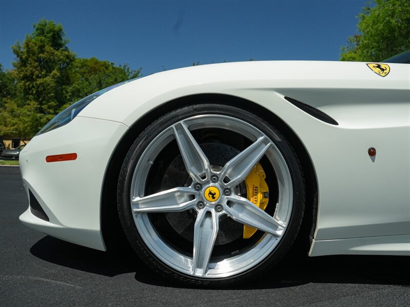 2017 Ferrari California T   - Photo 51 - Bonita Springs, FL 34134