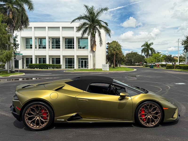 2022 Lamborghini Huracan EVO Spyder - Photo 57 - Bonita Springs, FL 34134