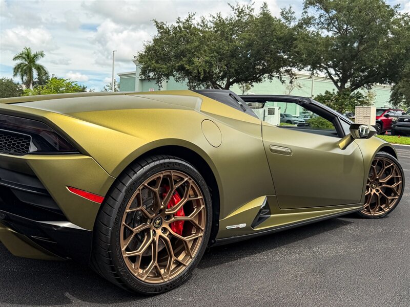 2022 Lamborghini Huracan EVO Spyder - Photo 50 - Bonita Springs, FL 34134