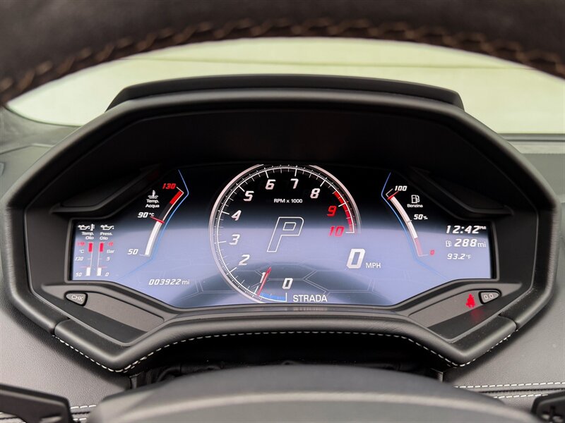 2022 Lamborghini Huracan EVO Spyder - Photo 13 - Bonita Springs, FL 34134