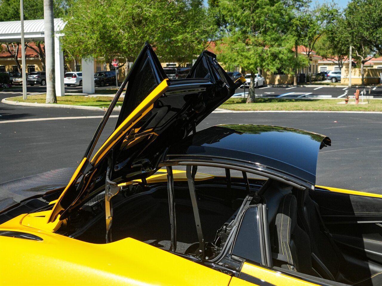 2020 McLaren 720S Spider Performance   - Photo 64 - Bonita Springs, FL 34134