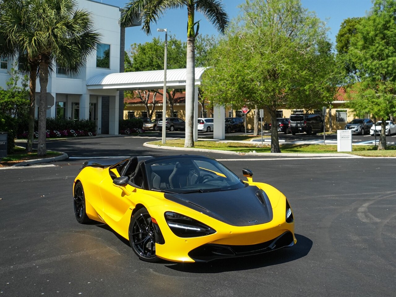 2020 McLaren 720S Spider Performance   - Photo 69 - Bonita Springs, FL 34134